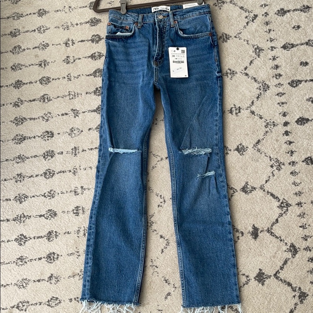 Zara HW Kick jeans in Bliss Blue
